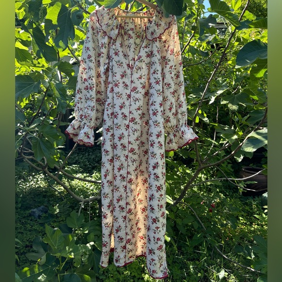 Doen Rietta dress in wildflower whisper floral - Picture 13 of 14